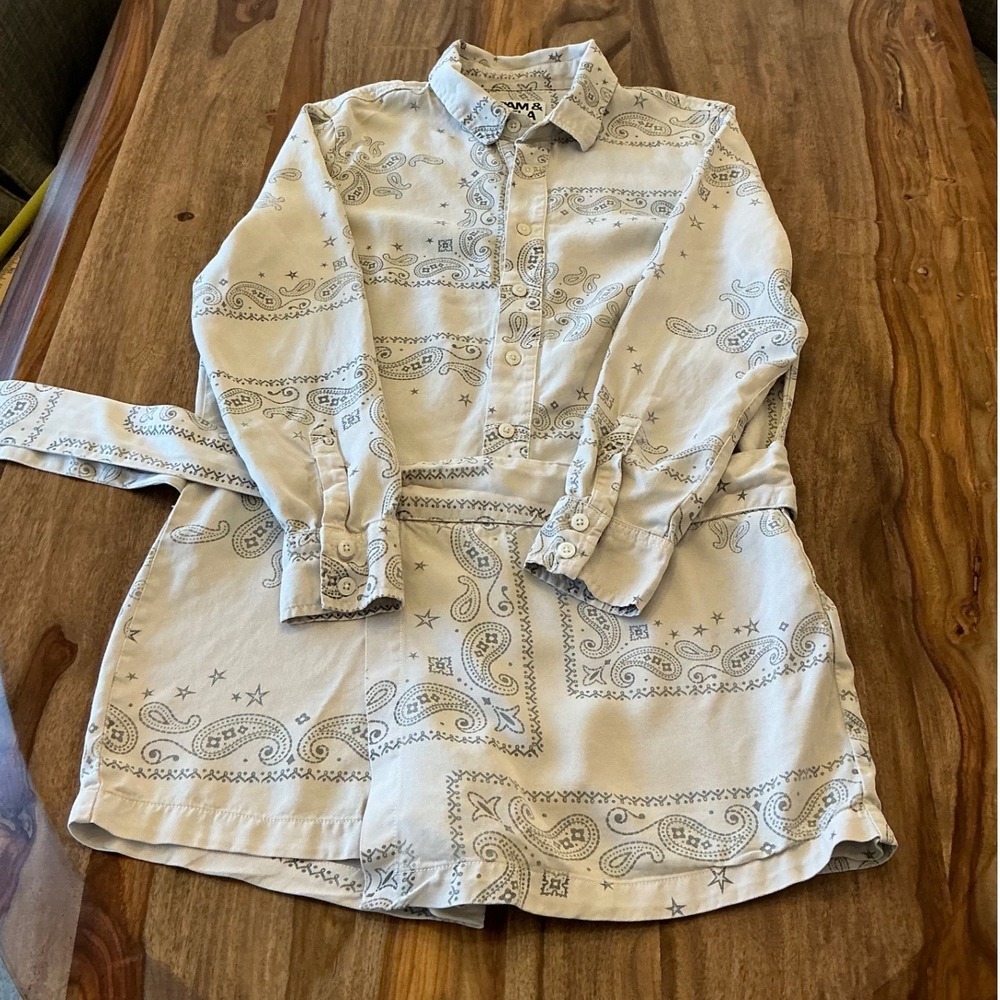 Pam & Gela Paisley Bandana Print Romper Small RHOBH Teddi Mellencamp Ivory Gray - Picture 14 of 16